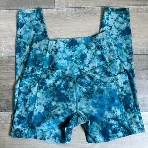 Athleta Salutation Stash Pocket II Leggings Blue Tie Dye 7/8 Yoga Gym Size Small